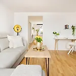 Appartement Visimo Felsenstrasse St Gallen - Elegant Heritage Building In A Quiet Neighbourhood
