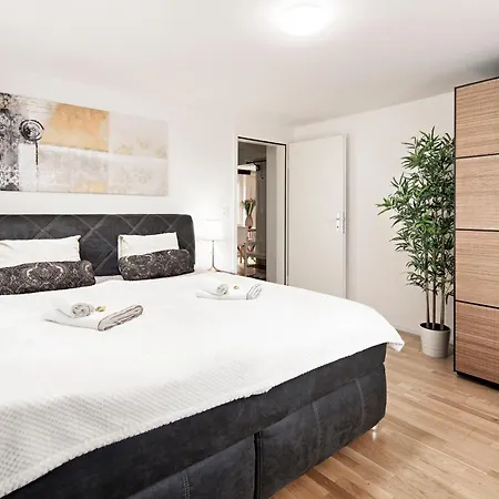 شقة Visimo Felsenstrasse St Gallen - Elegant Heritage Building In A Quiet Neighbourhood سانت غالن