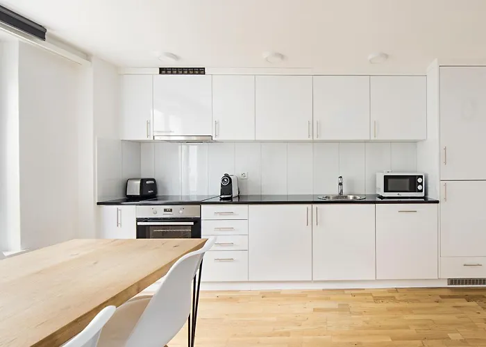 Appartement Visimo Felsenstrasse St Gallen - Elegant Heritage Building In A Quiet Neighbourhood *